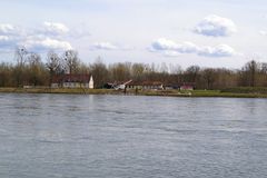 Rhein bei Plittersdorf
alte Flussmeisterei